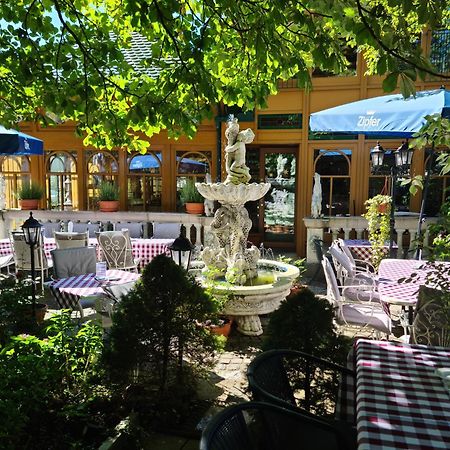 Hoeckner Plaza Hotel Attnang-Puchheim Exterior foto