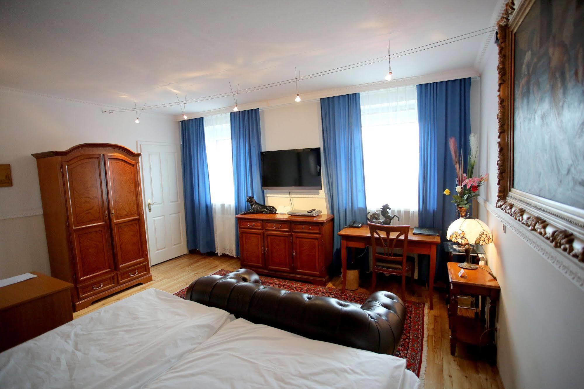 Hoeckner Plaza Hotel Attnang-Puchheim Exterior foto